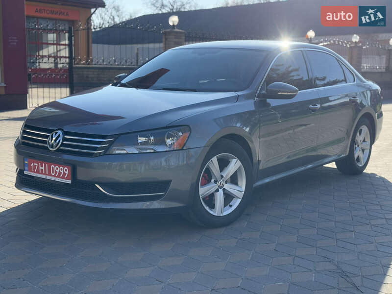 Volkswagen Passat (2011)