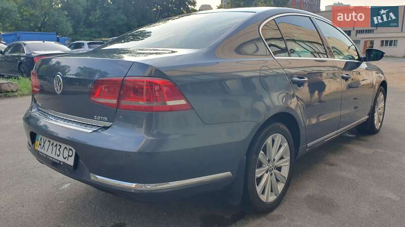Volkswagen Passat (2012)