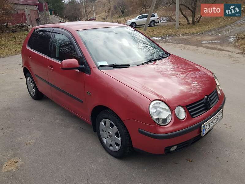 Volkswagen Polo (2003)