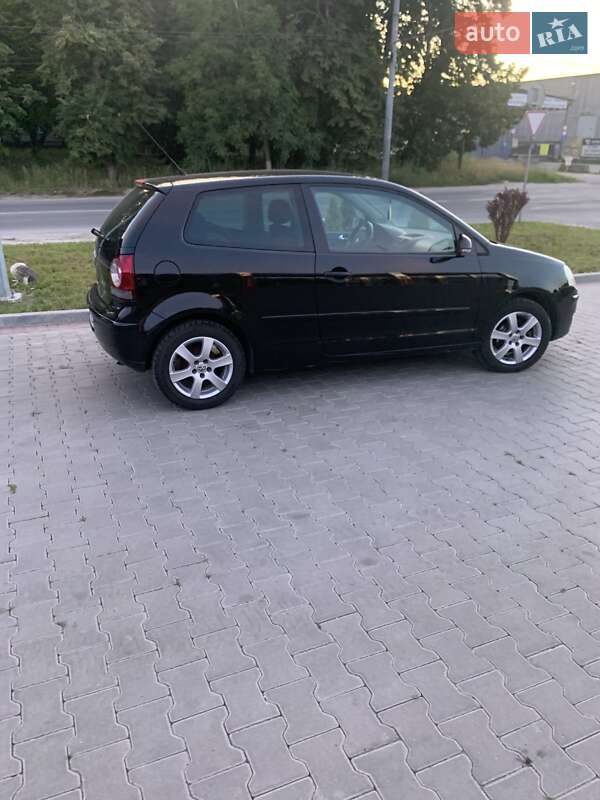 Volkswagen Polo (2008)