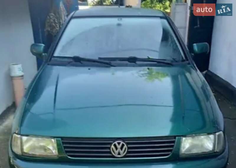 Volkswagen Polo (1998)