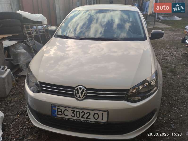 Volkswagen Polo (2013)