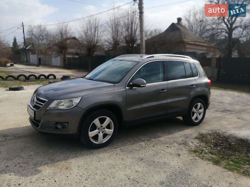 Volkswagen Tiguan (2009)