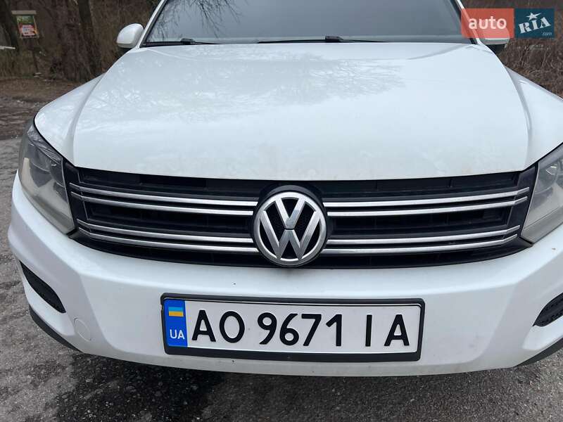 Volkswagen Tiguan (2015)