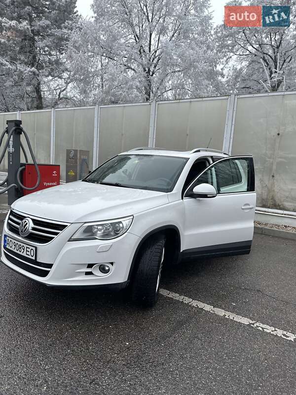 Volkswagen Tiguan (2009)