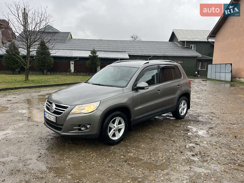 Volkswagen Tiguan (2010)