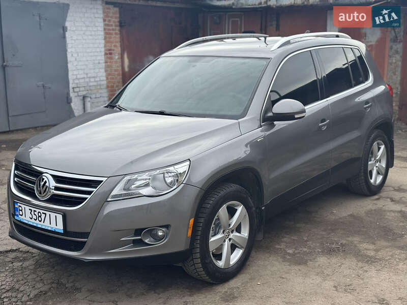 Volkswagen Tiguan (2010)