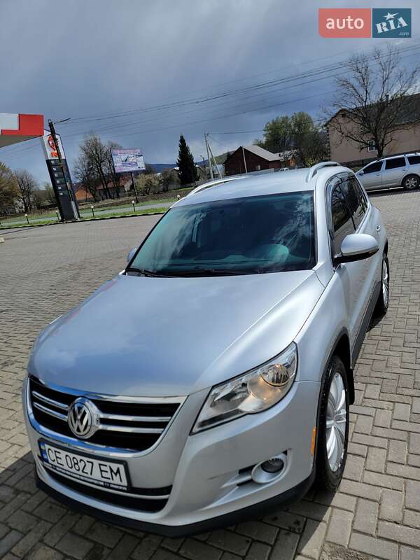 Volkswagen Tiguan (2010)