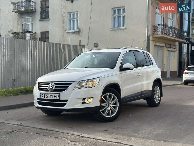 Volkswagen Tiguan (2010)