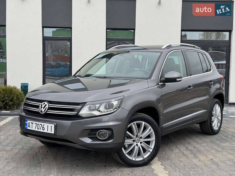 Volkswagen Tiguan (2012)