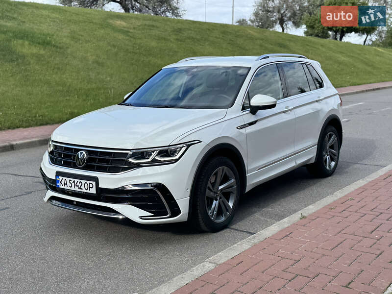 Volkswagen Tiguan (2023)