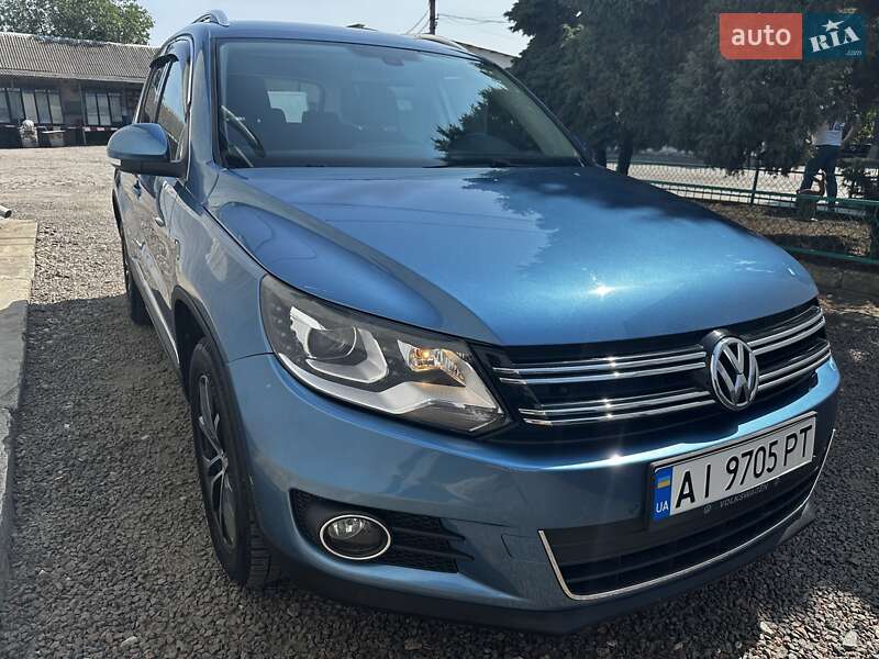 Volkswagen Tiguan (2015)