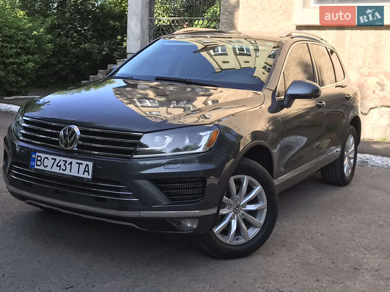 Volkswagen Touareg (2015)