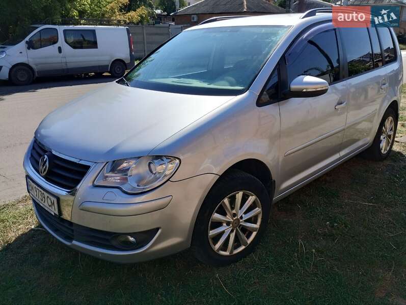 Volkswagen Touran (2010)