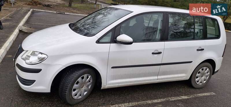 Volkswagen Touran (2009)