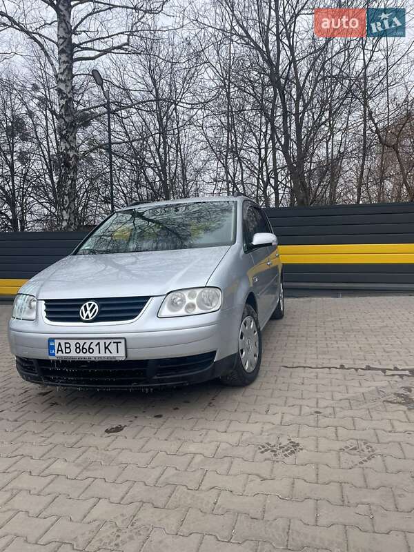 Volkswagen Touran (2004)
