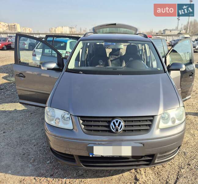 Volkswagen Touran (2006)