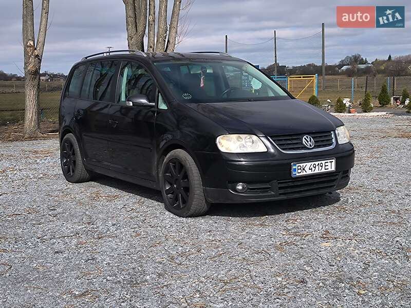 Volkswagen Touran (2006)