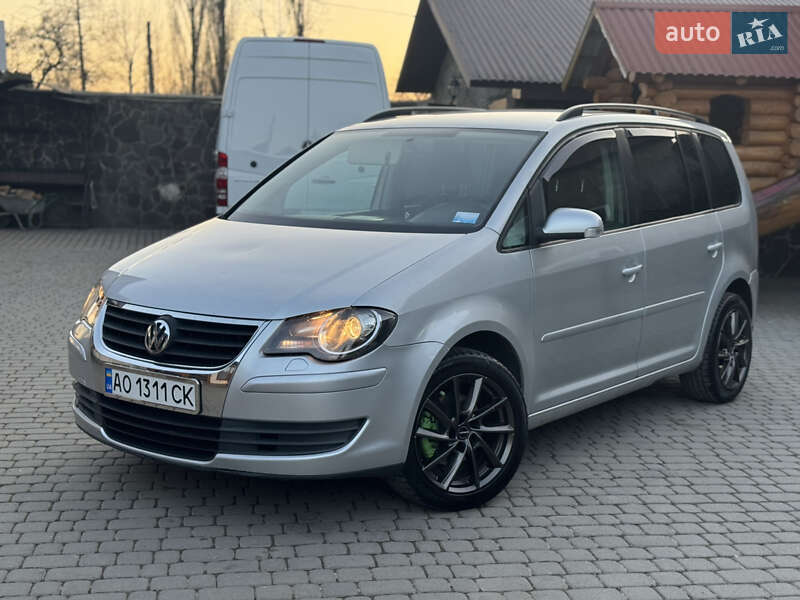 Volkswagen Touran (2007)