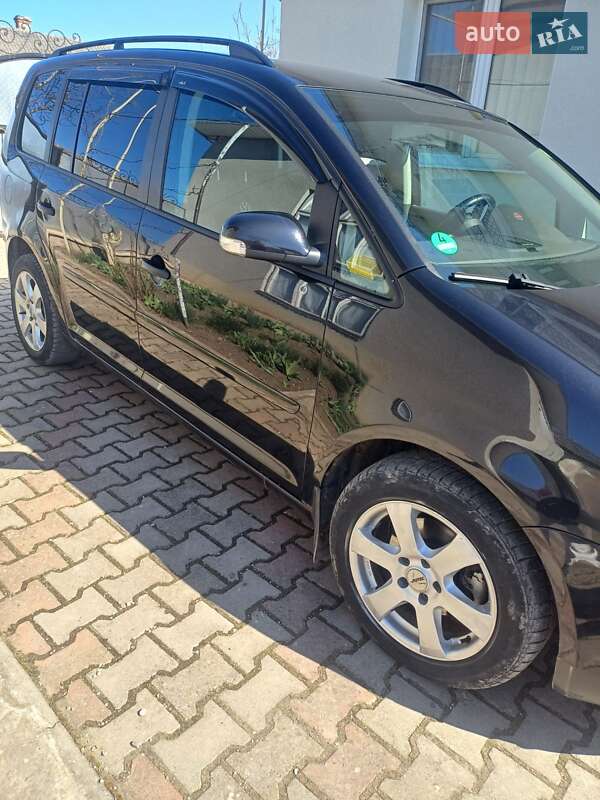 Volkswagen Touran (2006)
