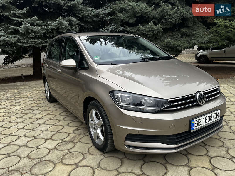 Volkswagen Touran (2016)