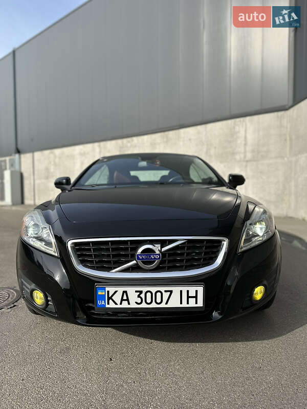 Volvo C70 (2010)