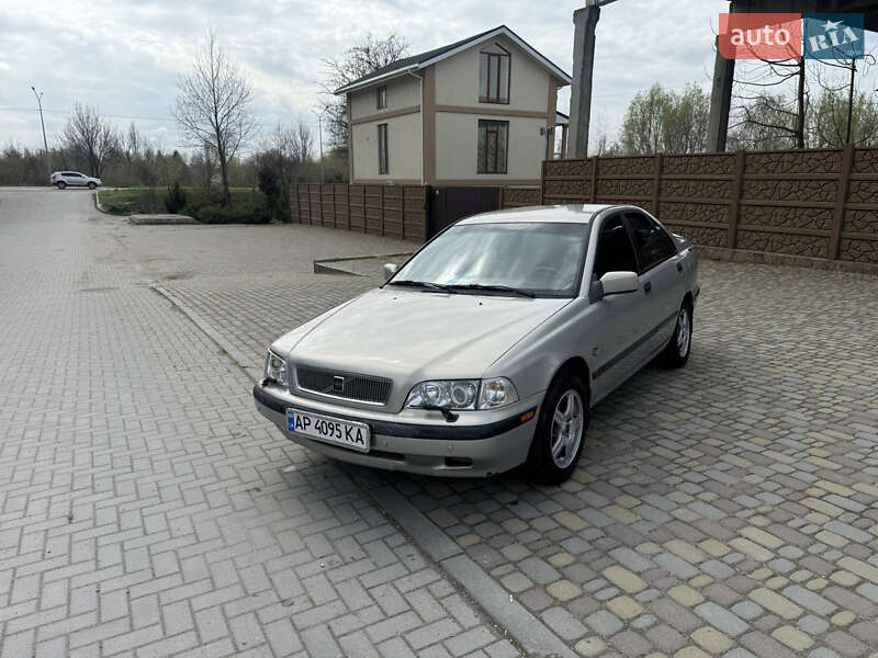 Volvo S40 (1998)