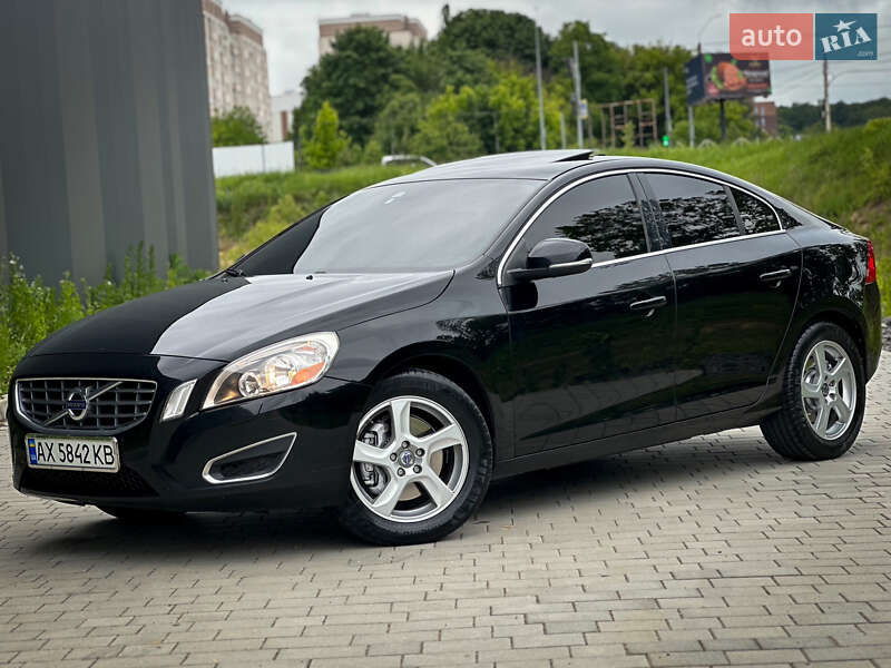 Volvo S60 (2013)
