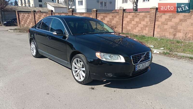 Volvo S80 (2008)
