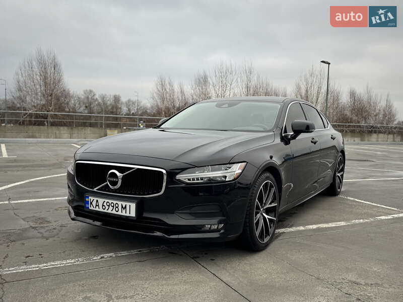 Volvo S90 (2018)
