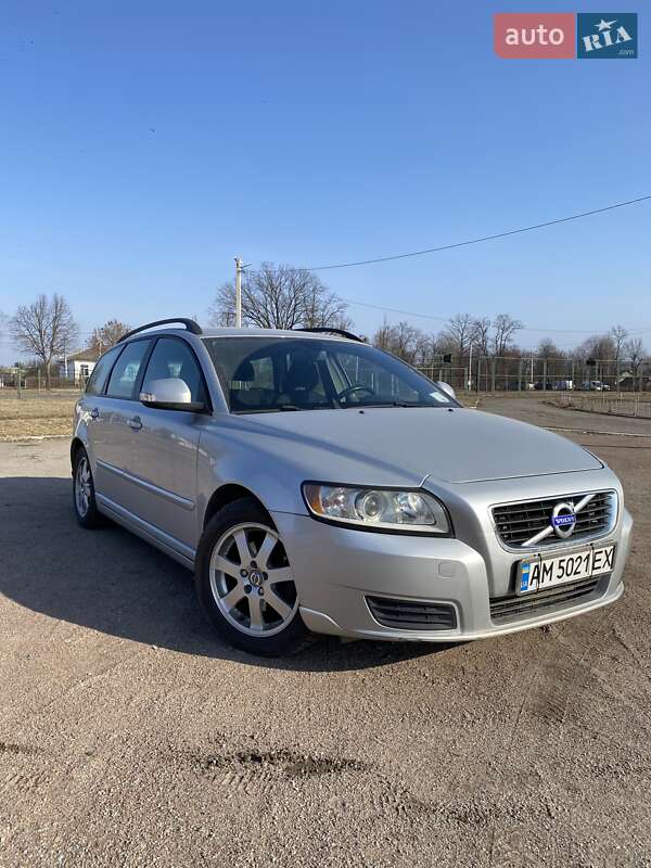 Volvo V50 (2011)