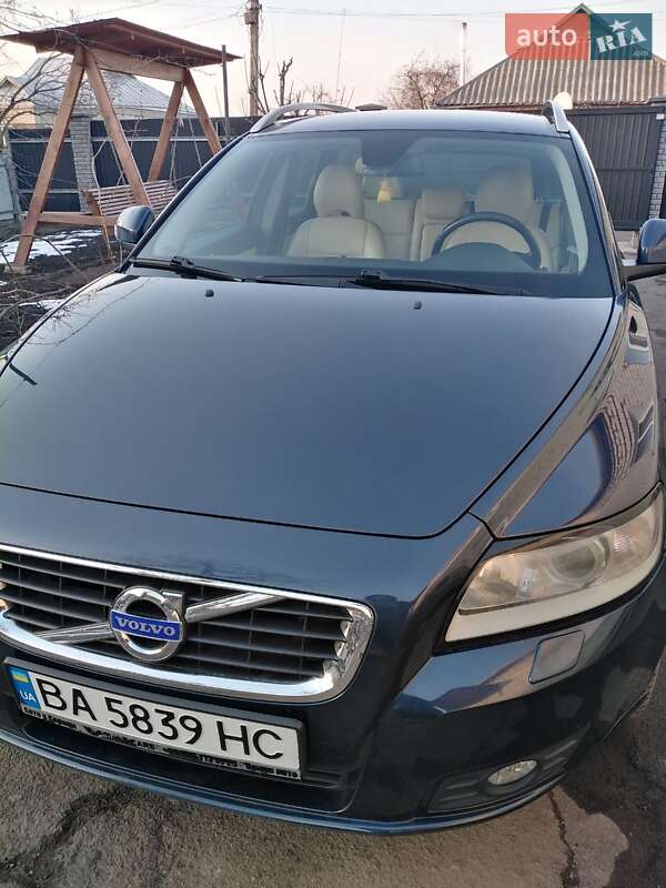 Volvo V50 (2011)