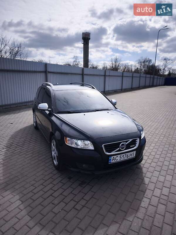 Volvo V50 (2011)