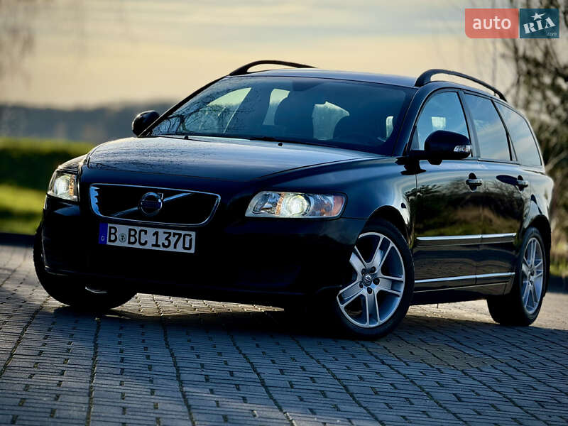 Volvo V50 (2011)
