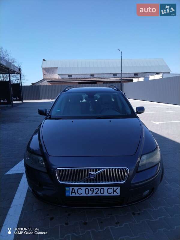 Volvo V50 (2006)