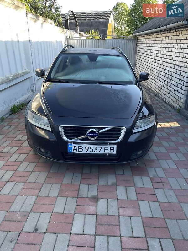 Volvo V50 (2008)