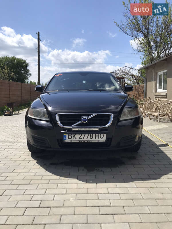 Volvo V50 (2007)