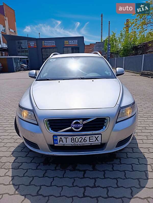 Volvo V50 (2011)