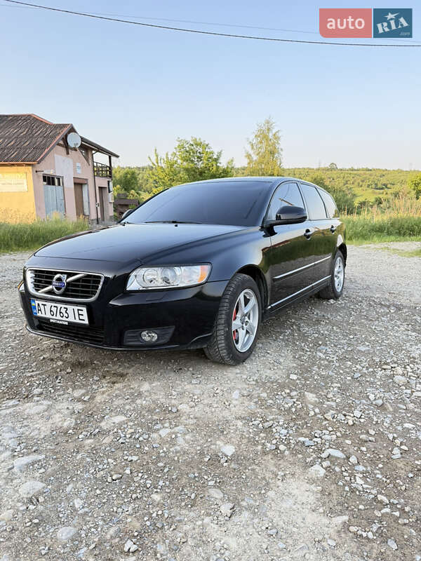 Volvo V50 (2011)