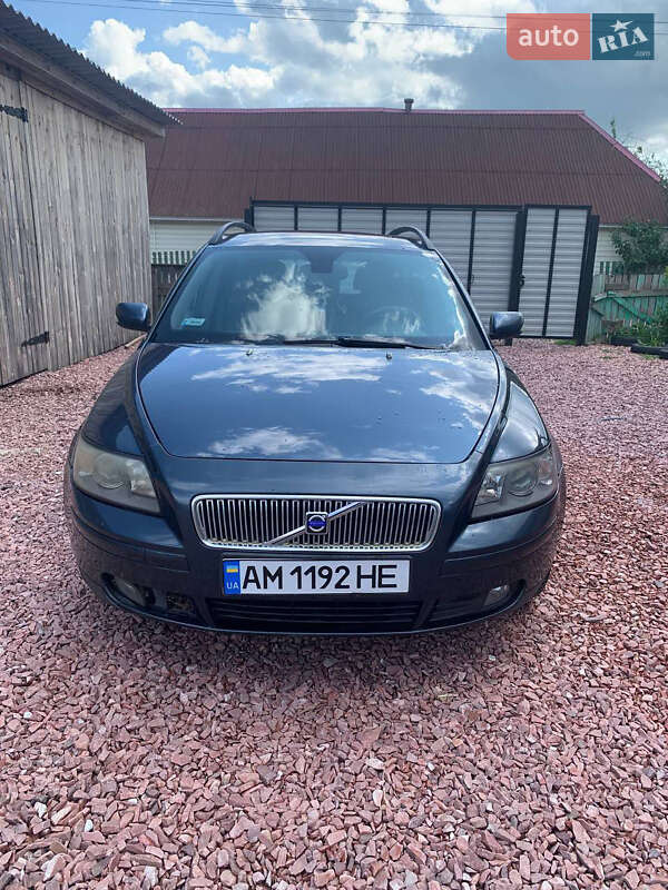 Volvo V50 (2005)