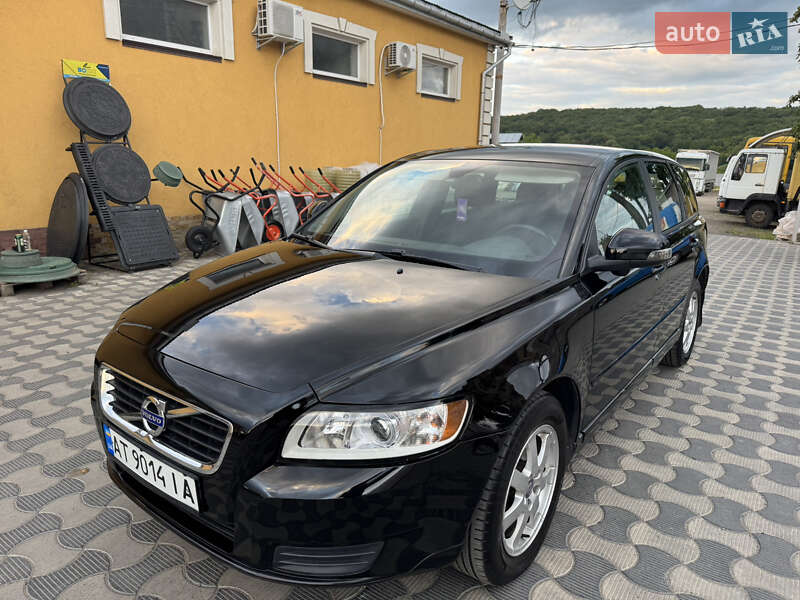 Volvo V50 (2011)