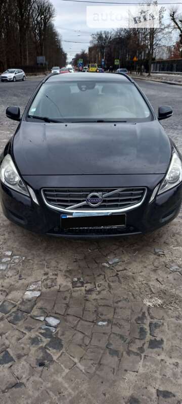 Volvo V60 (2012)