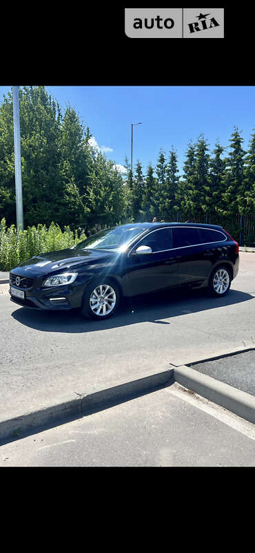 Volvo V60 (2014)