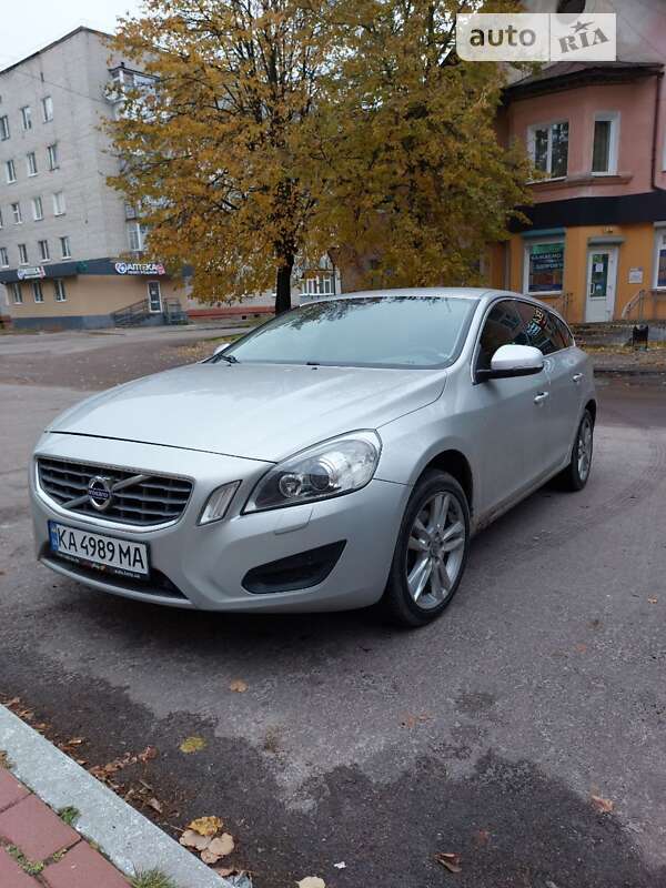 Volvo V60 (2012)