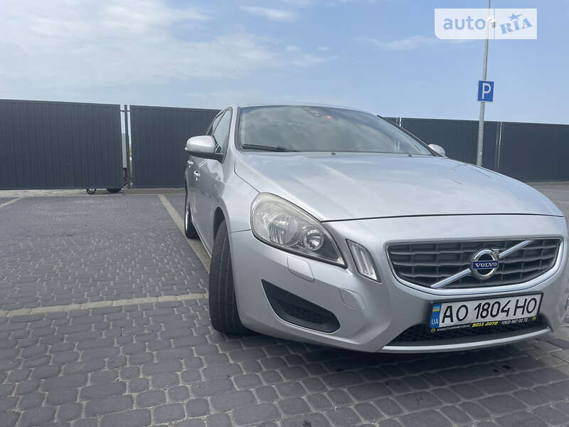 Volvo V60 (2011)