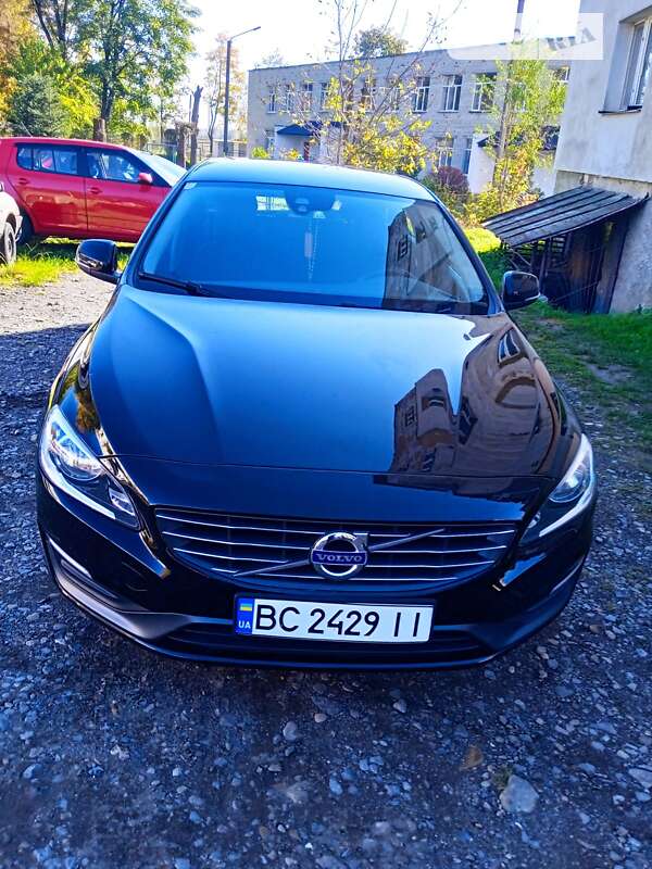 Volvo V60 (2013)