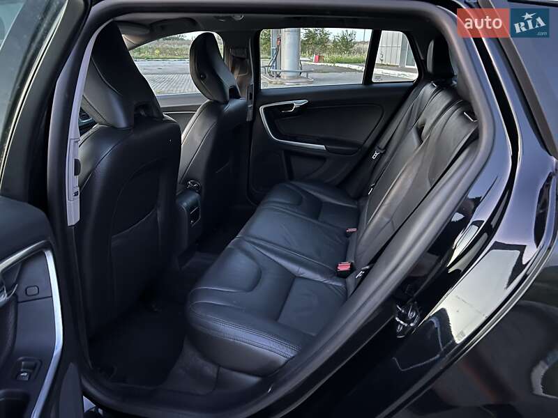 Volvo V60 (2011)