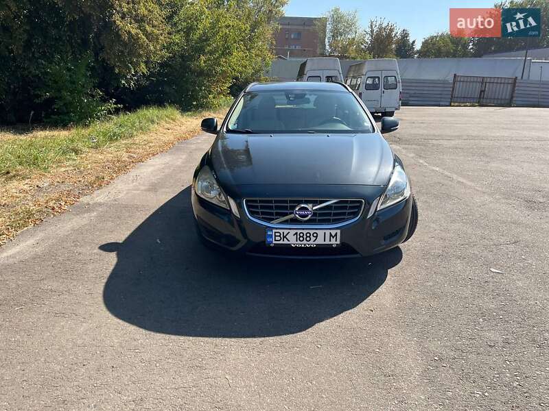 Volvo V60 (2010)