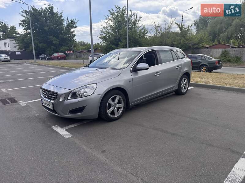 Volvo V60 (2012)