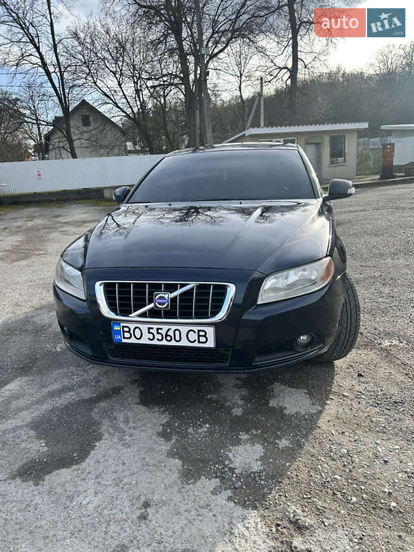Volvo V70 (2009)